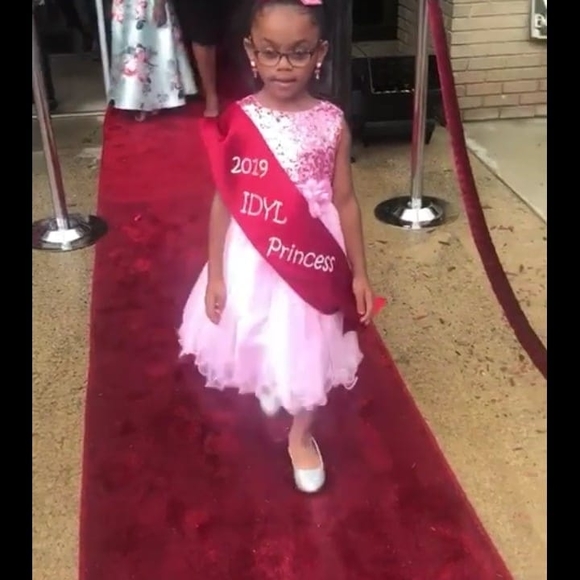 Meet your Posher, Thomasina - Picture 1 of 1